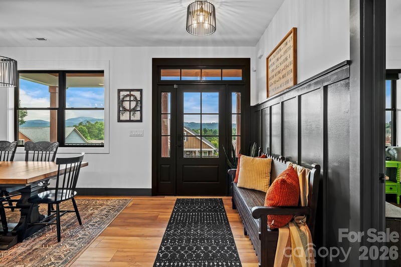 559 Blacksmith Run Dr, Hendersonville, NC 28792