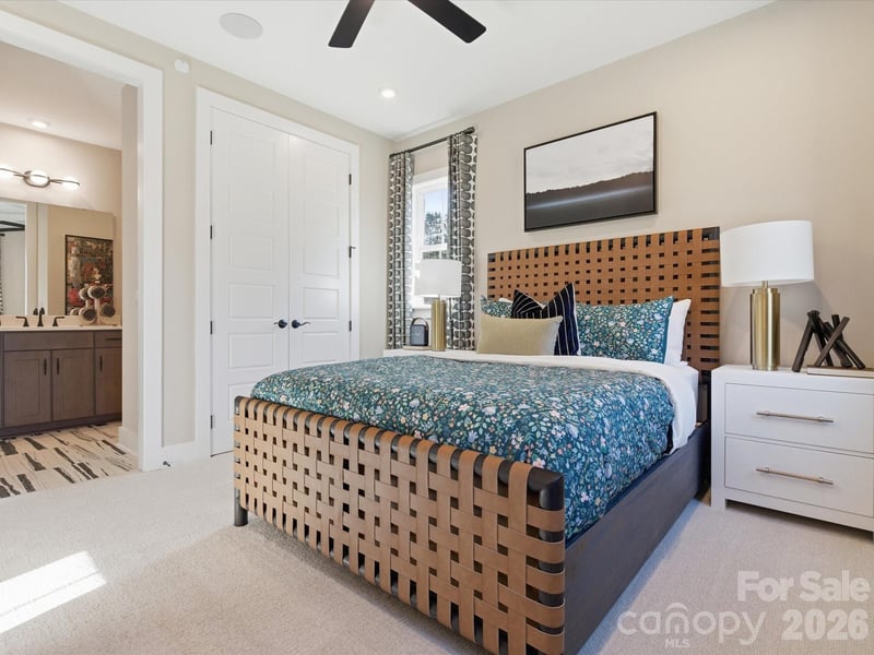 13023 Lucy Park Ln, Charlotte, NC 28277