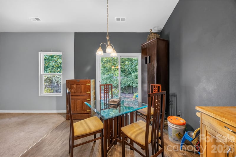 809 Gunnar Dr, Gastonia, NC 28054