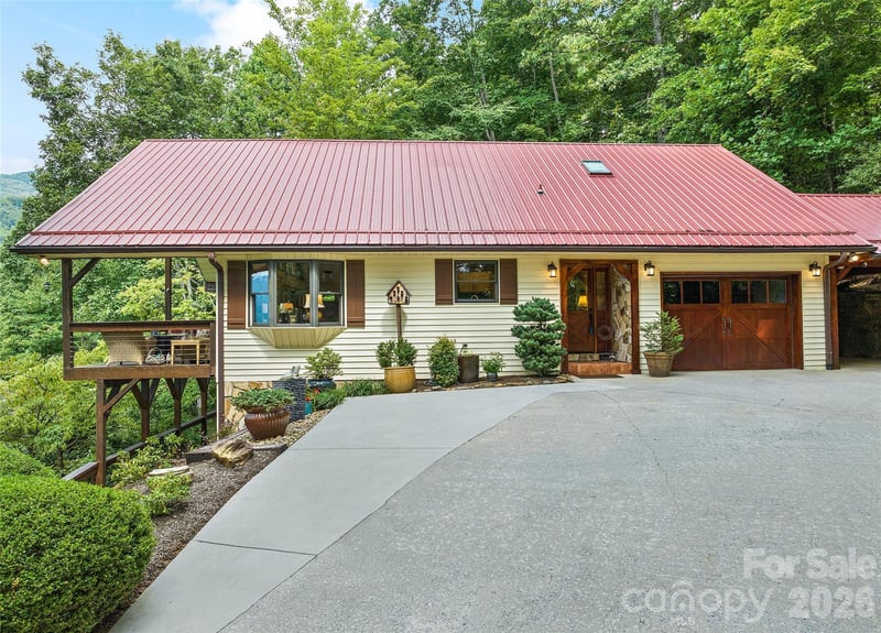 509 Deer Creek Trl, Maggie Valley, NC 28751