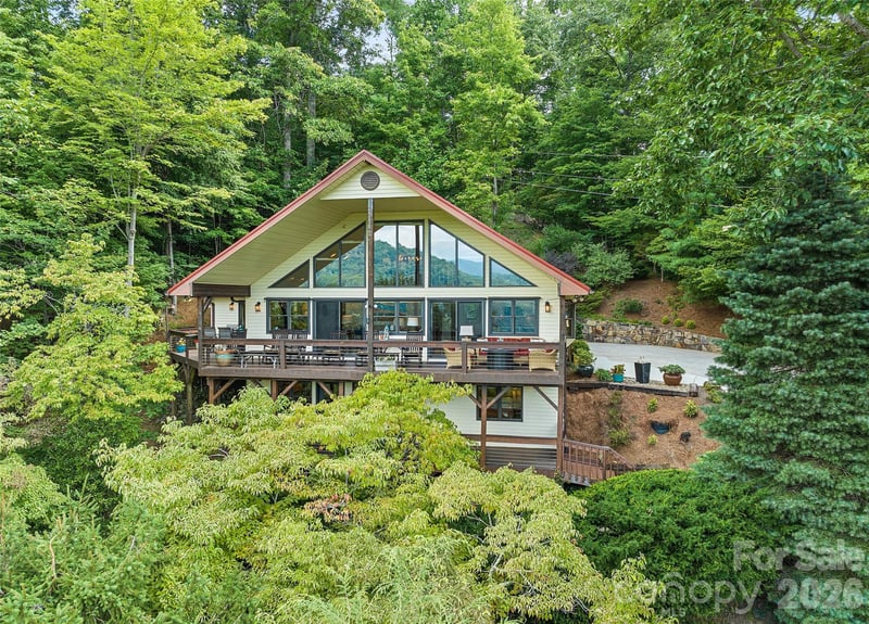 509 Deer Creek Trl, Maggie Valley, NC 28751