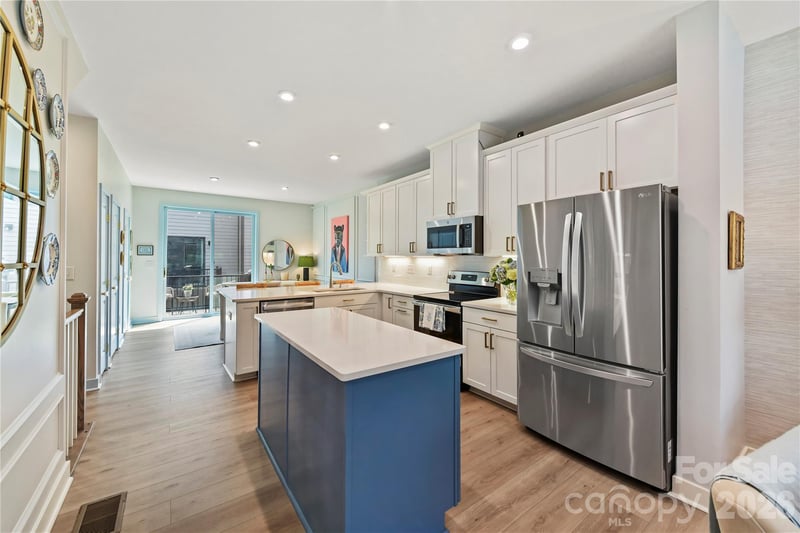 739 Anderson St, Charlotte, NC 28205