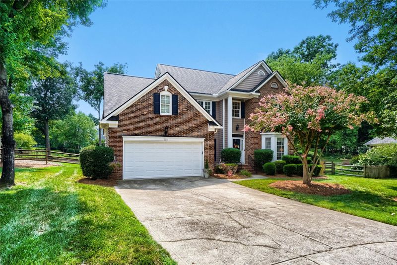 6211 Coleridge Ct, Charlotte, NC 28269