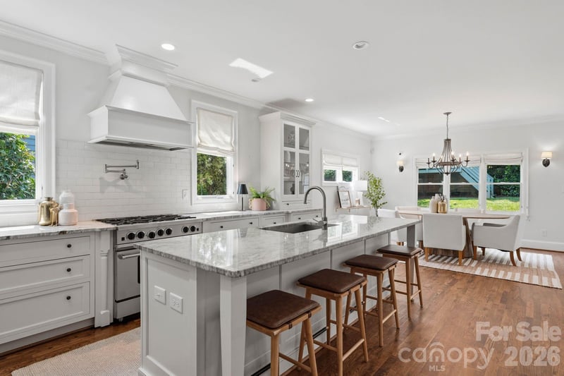 2013 Victorian Pl, Charlotte, NC 28203