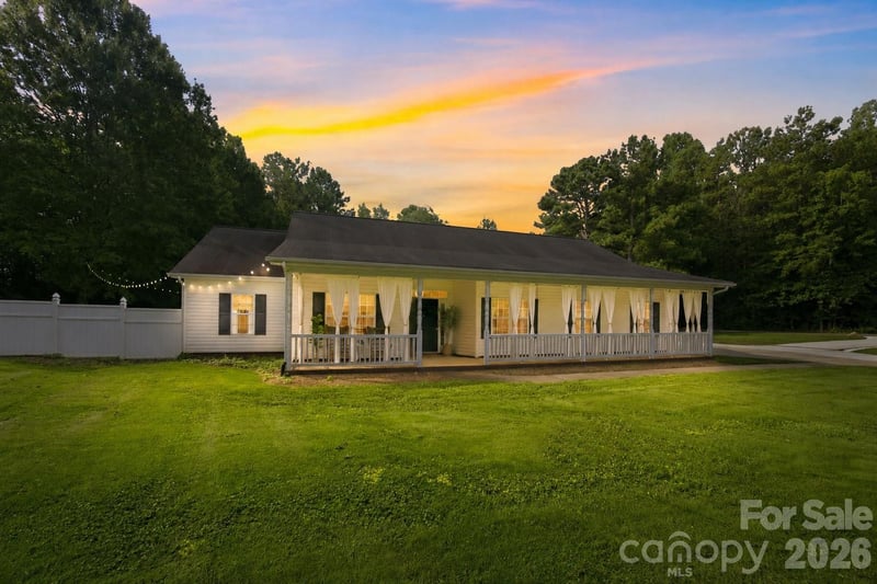 9552 Brief Rd, Charlotte, NC 28227