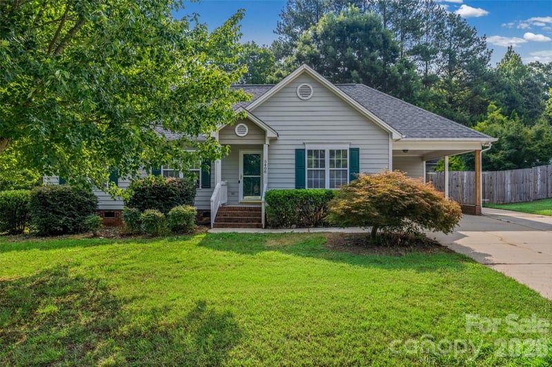 5408 Mallard Ln, Gastonia, NC 28052
