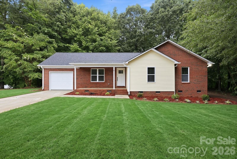 160 Birchwood Dr, Salisbury, NC 28146