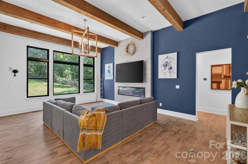 809 Woodland Forest Dr, Waxhaw, NC 28173