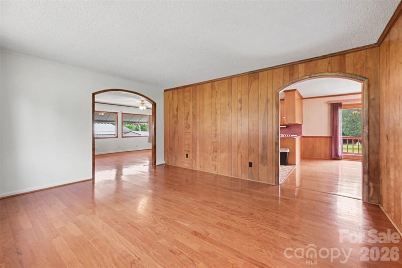 225 Oliphant Rd, Mooresville, NC 28115