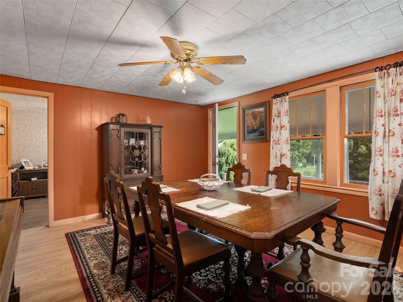 46 Trevor Ct, Clyde, NC 28721