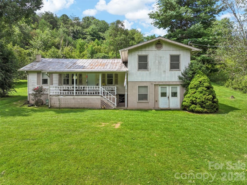 46 Trevor Ct, Clyde, NC 28721