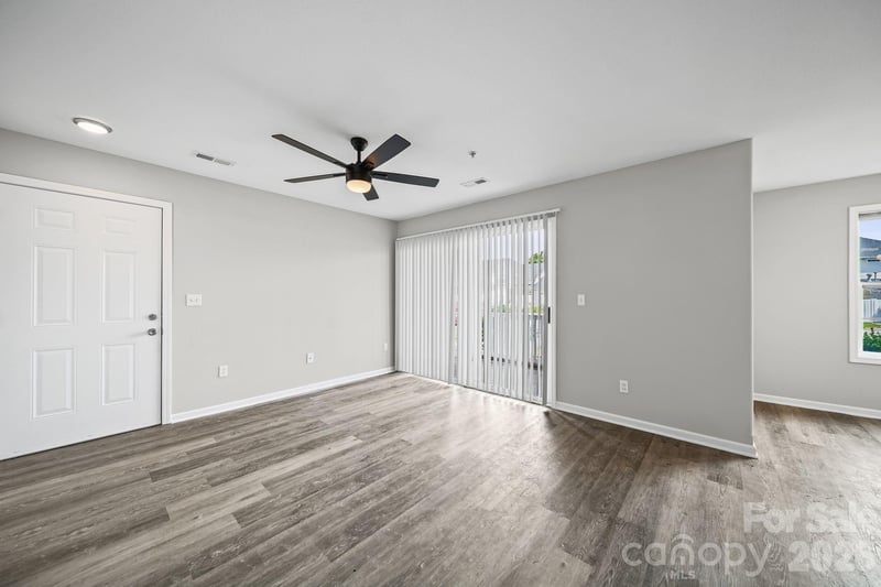 4012 Town Center Rd, Harrisburg, NC 28075