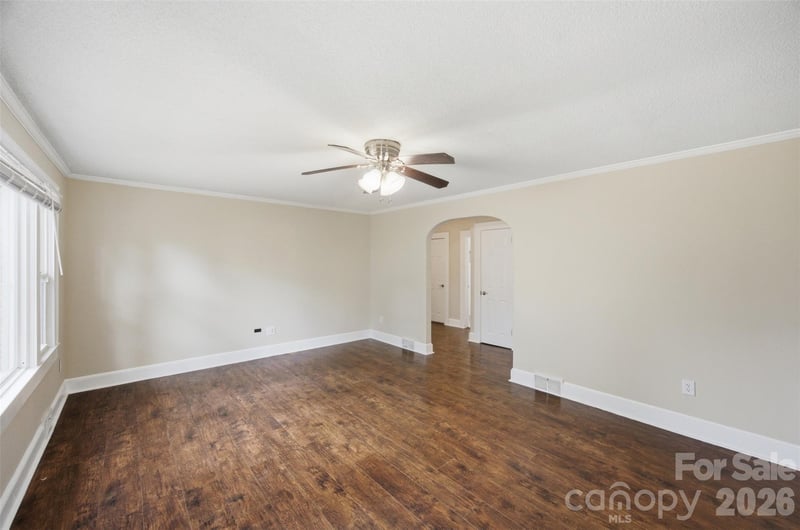 102 White Ave, Kannapolis, NC 28081