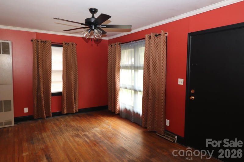 608 Westwood Cir, Gastonia, NC 28052