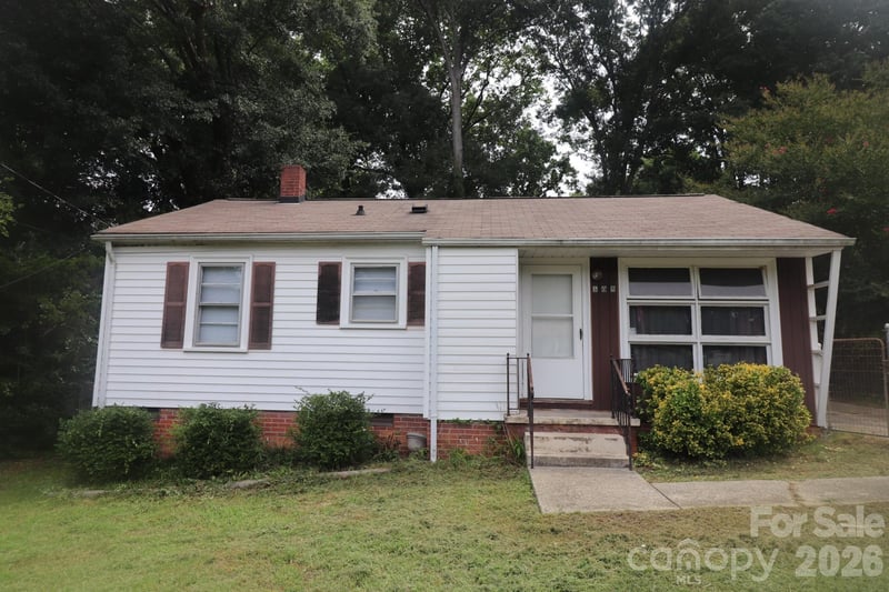 608 Westwood Cir, Gastonia, NC 28052