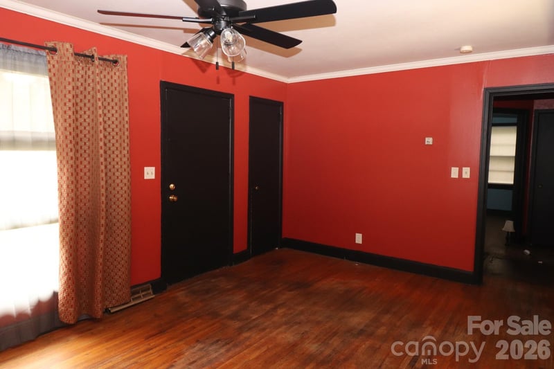 608 Westwood Cir, Gastonia, NC 28052