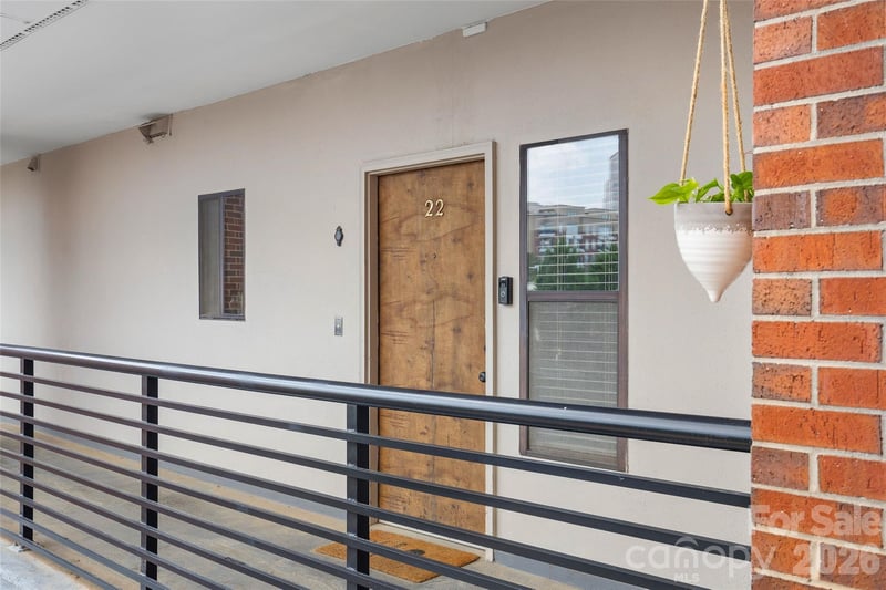 224 N Poplar St #22, Charlotte, NC 28202