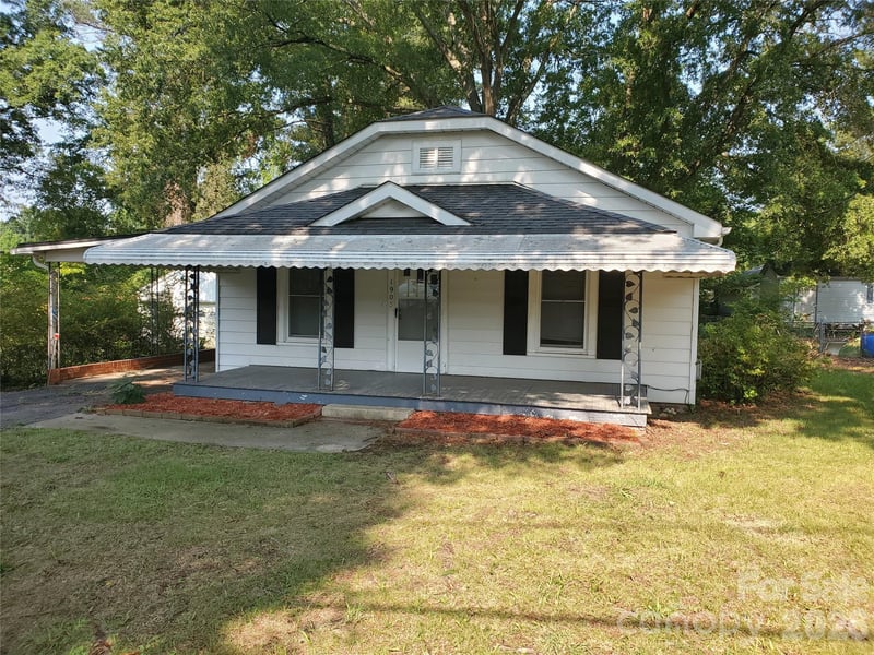 1905 Crestmont Ave, Kannapolis, NC 28081