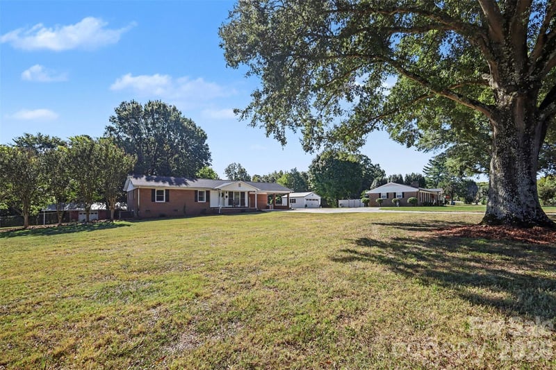 1555 Hess Rd, Concord, NC 28025