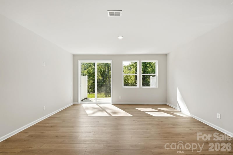 3205 Meadow Knoll Dr, Charlotte, NC 28269