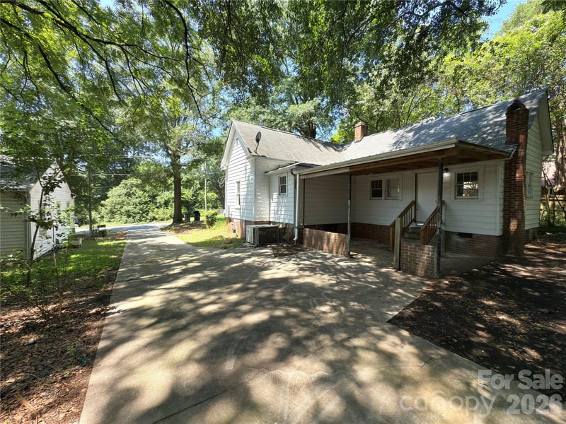 650 Harris St NW, Concord, NC 28025