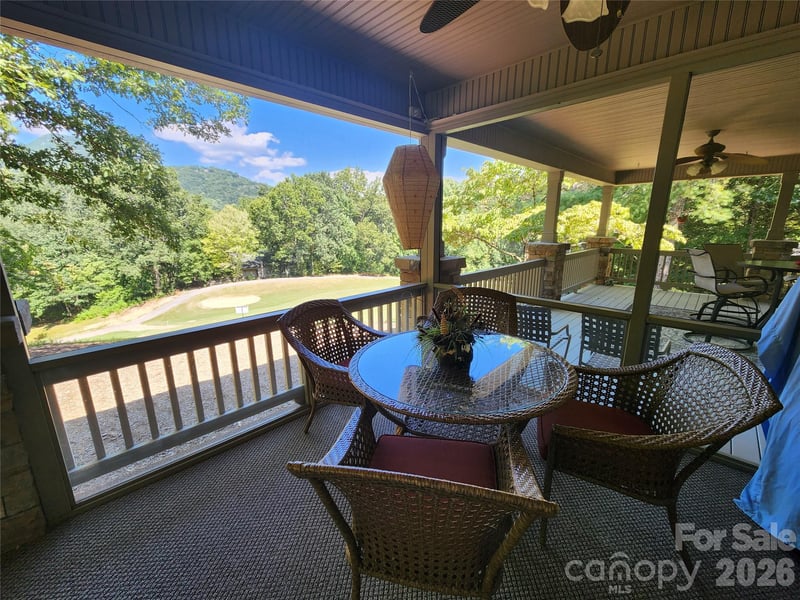124 Huntington Rd, Lake Lure, NC 28746