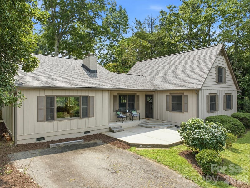 279 Longview Dr, Waynesville, NC 28786