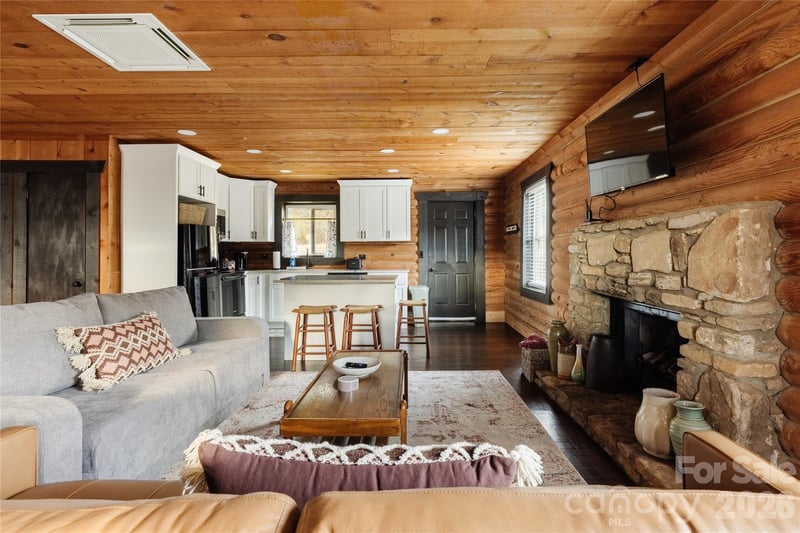 112 Bills Creek Rd, Lake Lure, NC 28746