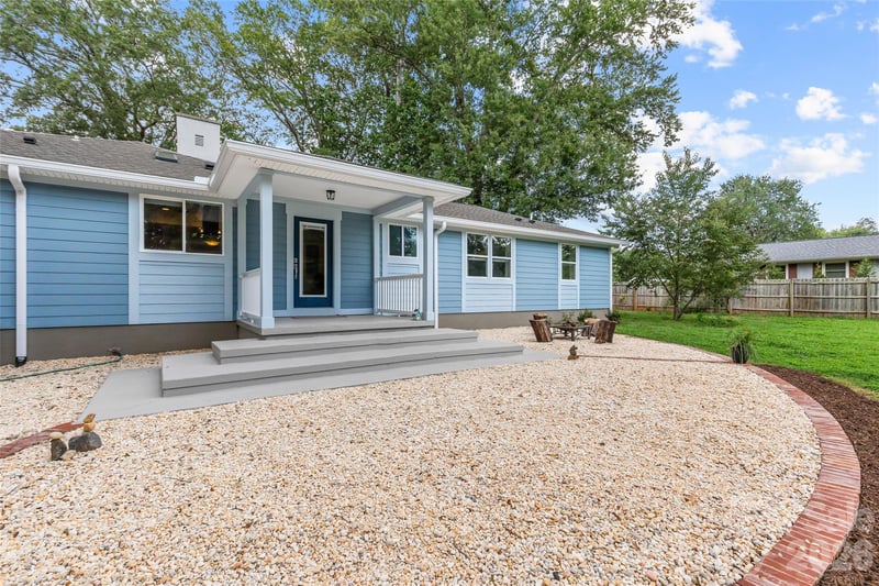 821 Dallas Spencer Mountain Rd, Dallas, NC 28034