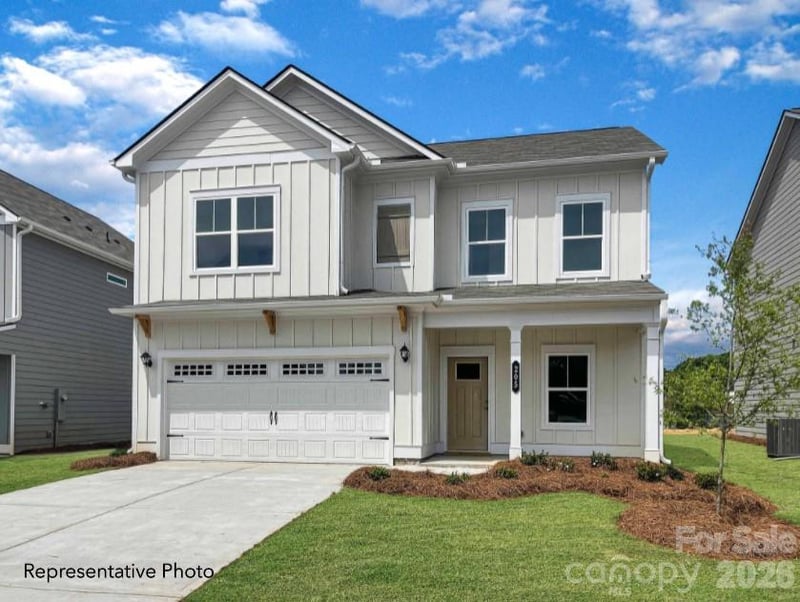 1711 N Rankin Ave, Newton, NC 28658