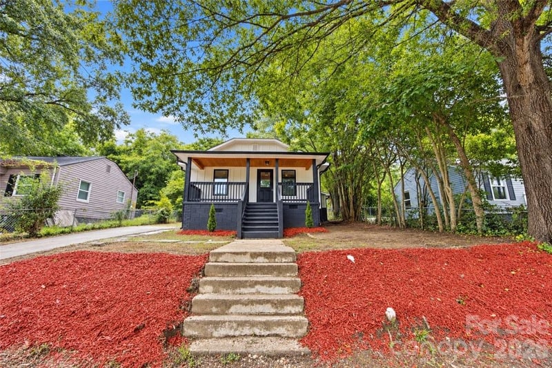 15 Meadowview Ave, Concord, NC 28027
