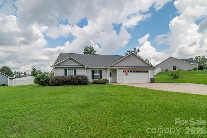 3301 Silver Fox Cir, Lancaster, SC 29720