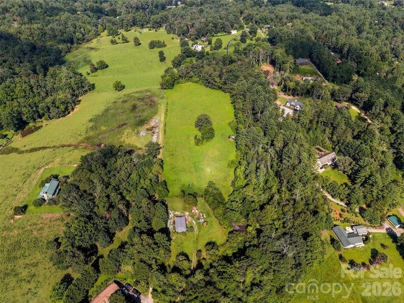 99999 Farm Hills Ln, Fletcher, NC 28732