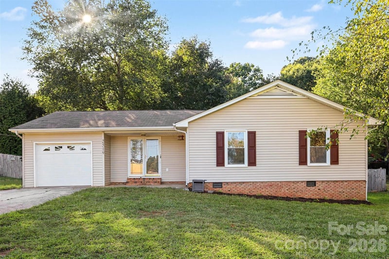 2519 Winterfield Dr, Gastonia, NC 28056