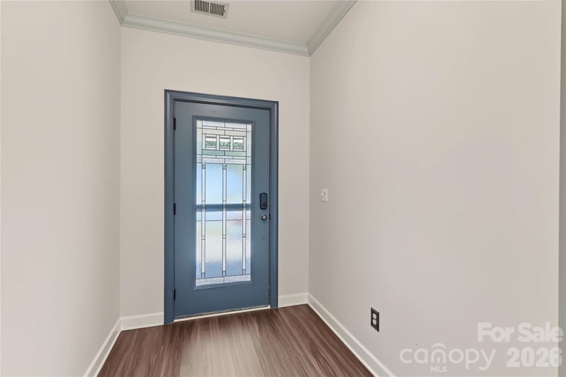 5609 Lavaux Ct, Charlotte, NC 28214
