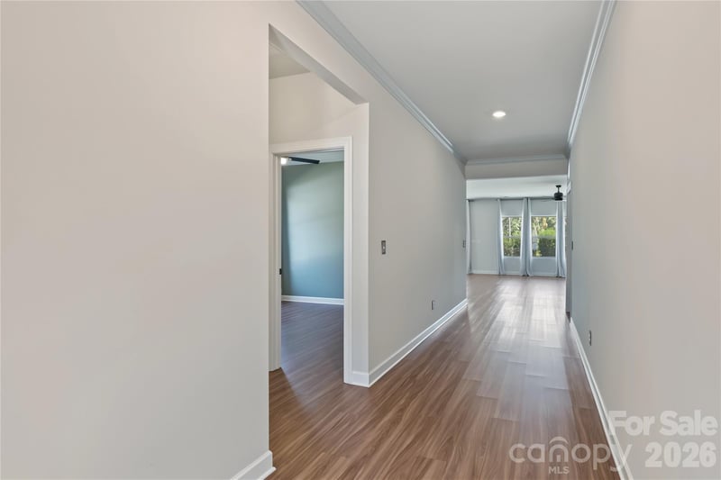 5609 Lavaux Ct, Charlotte, NC 28214