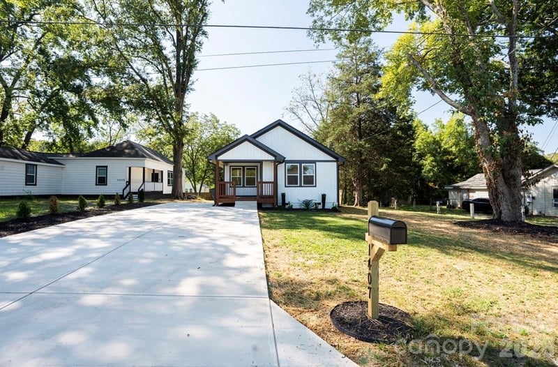 1407 Birch St, Kannapolis, NC 28081