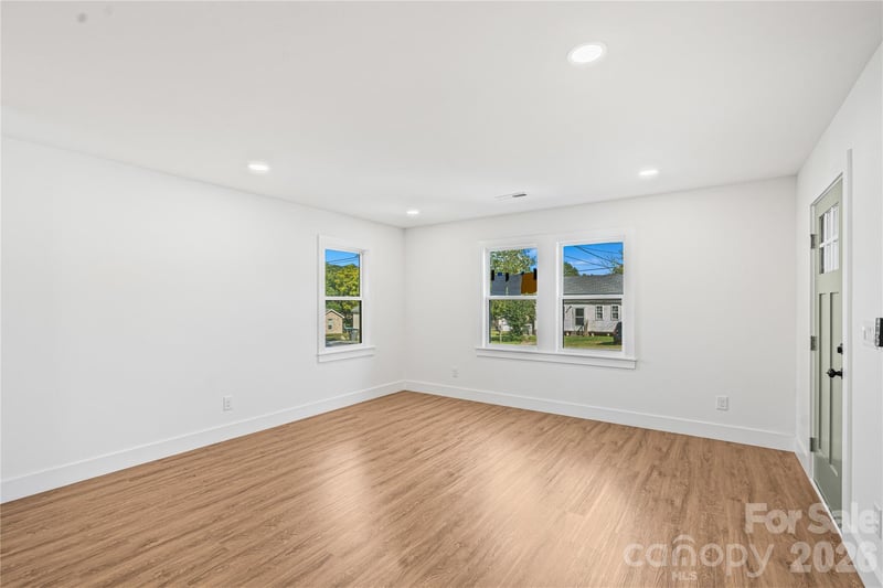 1407 Birch St, Kannapolis, NC 28081