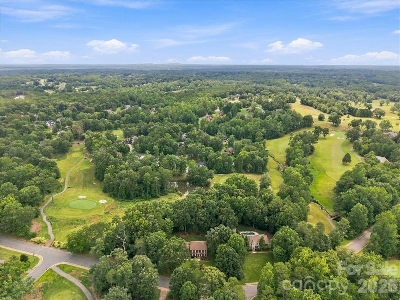 3906 Wandering Ln NE, Hickory, NC 28601