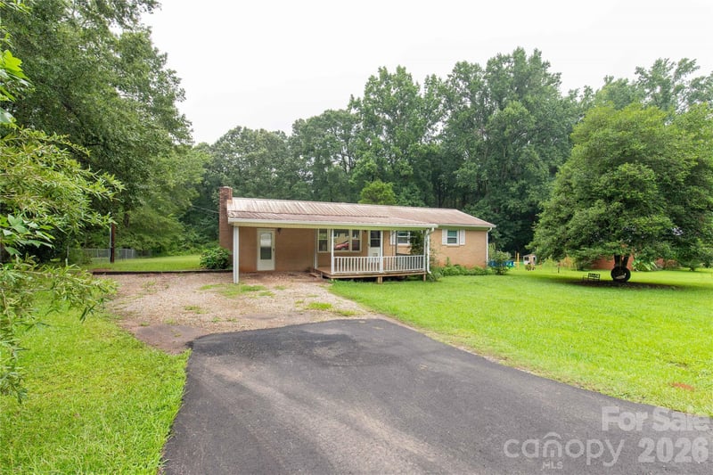 1747 Williams Cir, Lancaster, SC 29720
