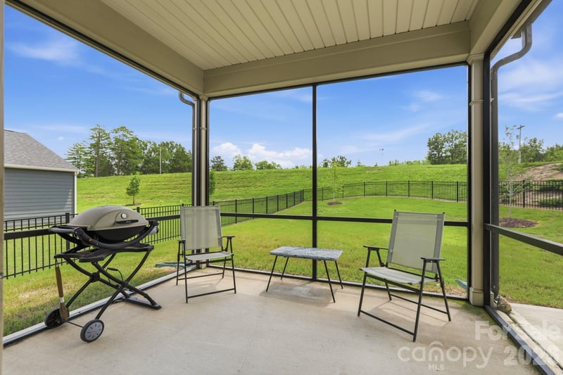 13704 Berkley Ave, Huntersville, NC 28078