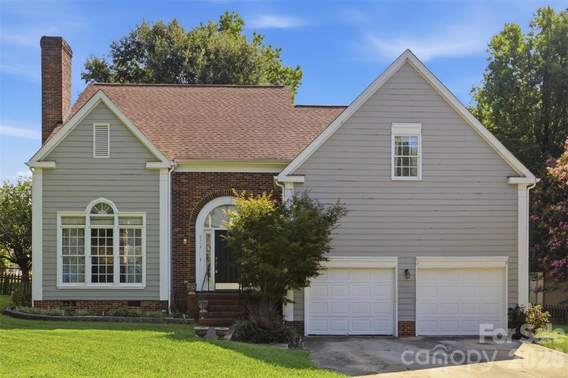 3110 Ivy Creek Rd, Gastonia, NC 28056