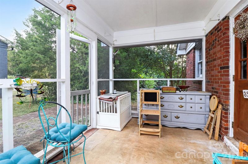 3206 Connecticut Ave, Charlotte, NC 28205