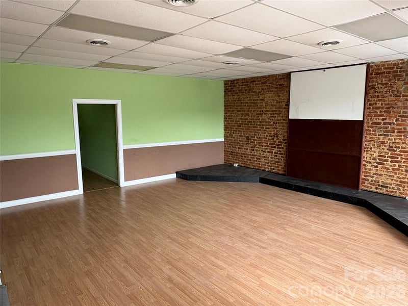 504 S Main St, Clover, SC 29710