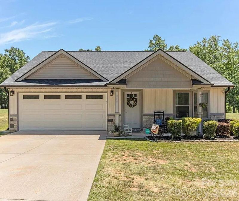 256 Scruggs Rd, Gaffney, SC 29341