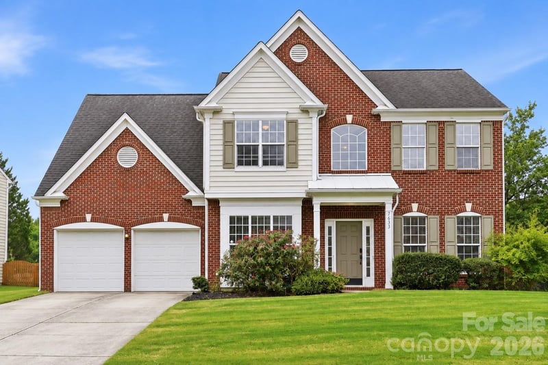 7633 Rathburn Ln, Charlotte, NC 28277