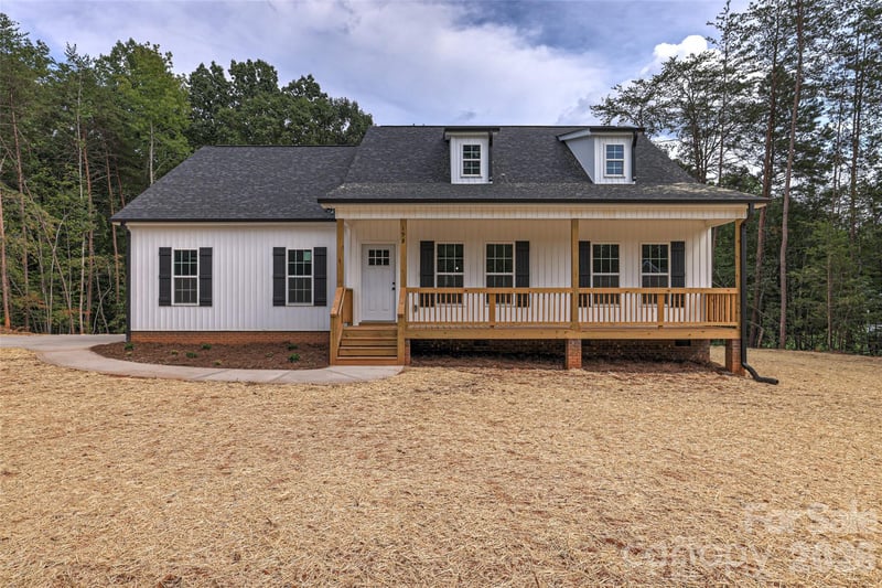 192 Rambler Ln, Blacksburg, SC 29702