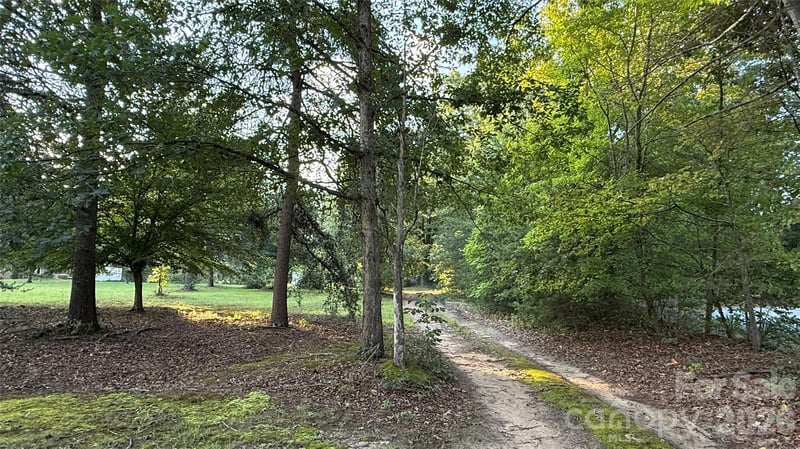 4584 E Nc 150 Hw, Lincolnton, NC 28092