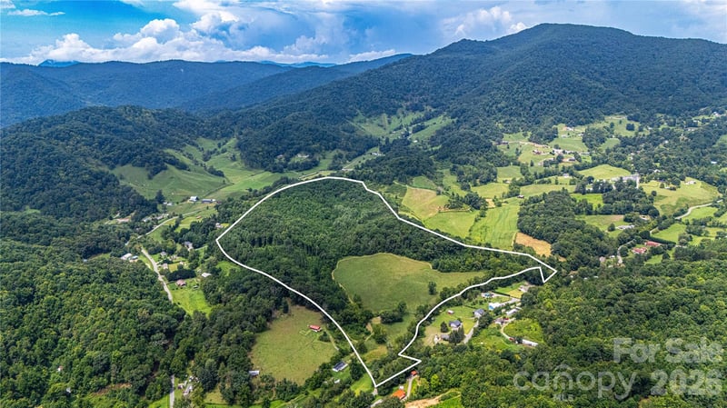 132 Hurd Rd, Canton, NC 28716
