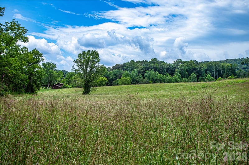 132 Hurd Rd, Canton, NC 28716